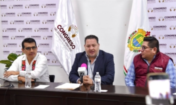 Informa diputado de Misantla su adhesión al Grupo Legislativo de Morena